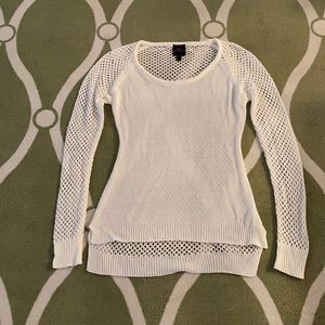 High-low netted sweater